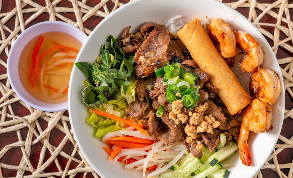 Pho TL | 18437 E Valley Hwy, Kent, WA 98032, USA | Phone: (425) 251-0732