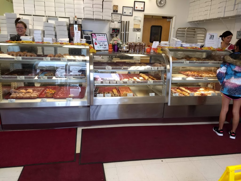 Rise & Shine Donuts | 1951 E Military Ave, Fremont, NE 68025, USA | Phone: (402) 727-1201