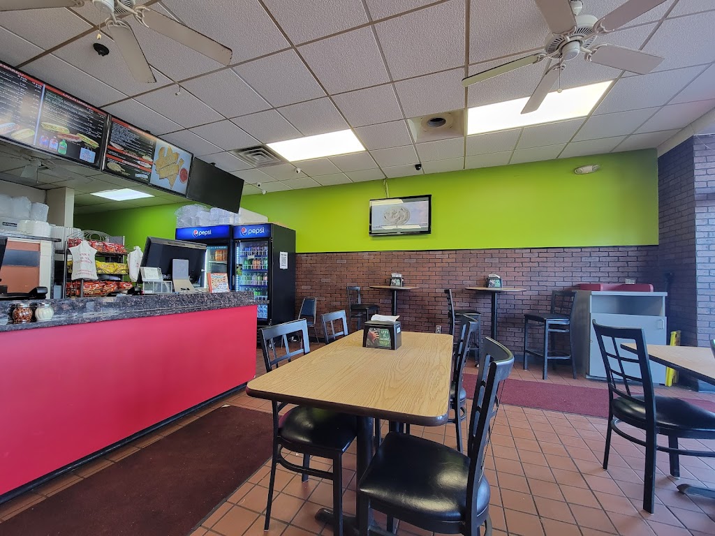 Toarminas Pizza | 7640 Merriman Rd, Romulus, MI 48174, USA | Phone: (734) 721-1409