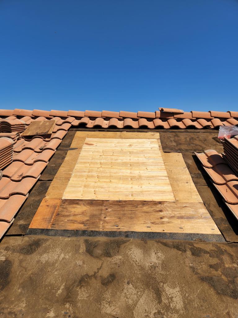 American Highland Roofing | 712 W 10th St, Corona, CA 92882, USA | Phone: (951) 463-1512