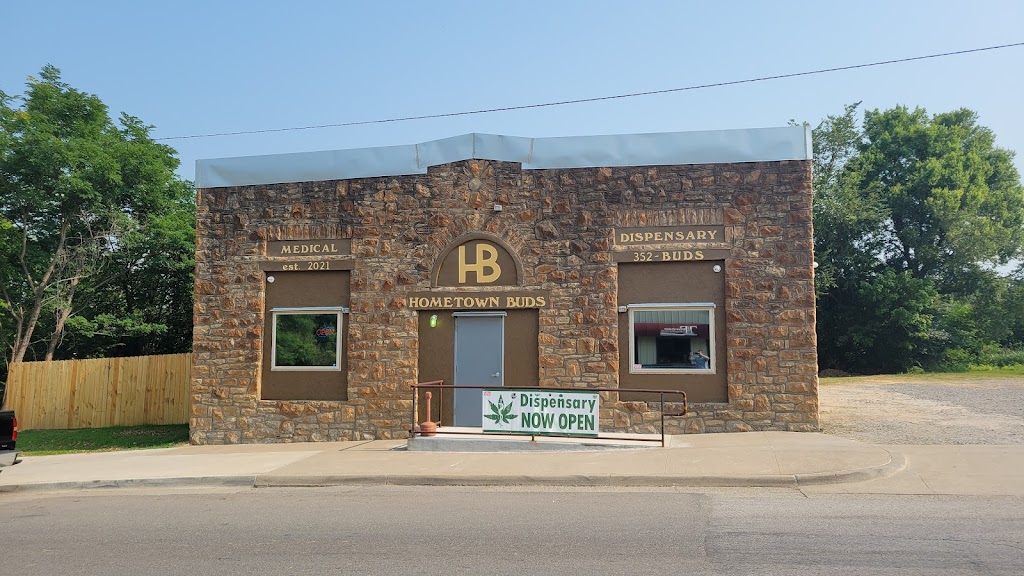 Hometown Buds | 419 E Broadway St, Drumright, OK 74030, USA | Phone: (918) 352-2837