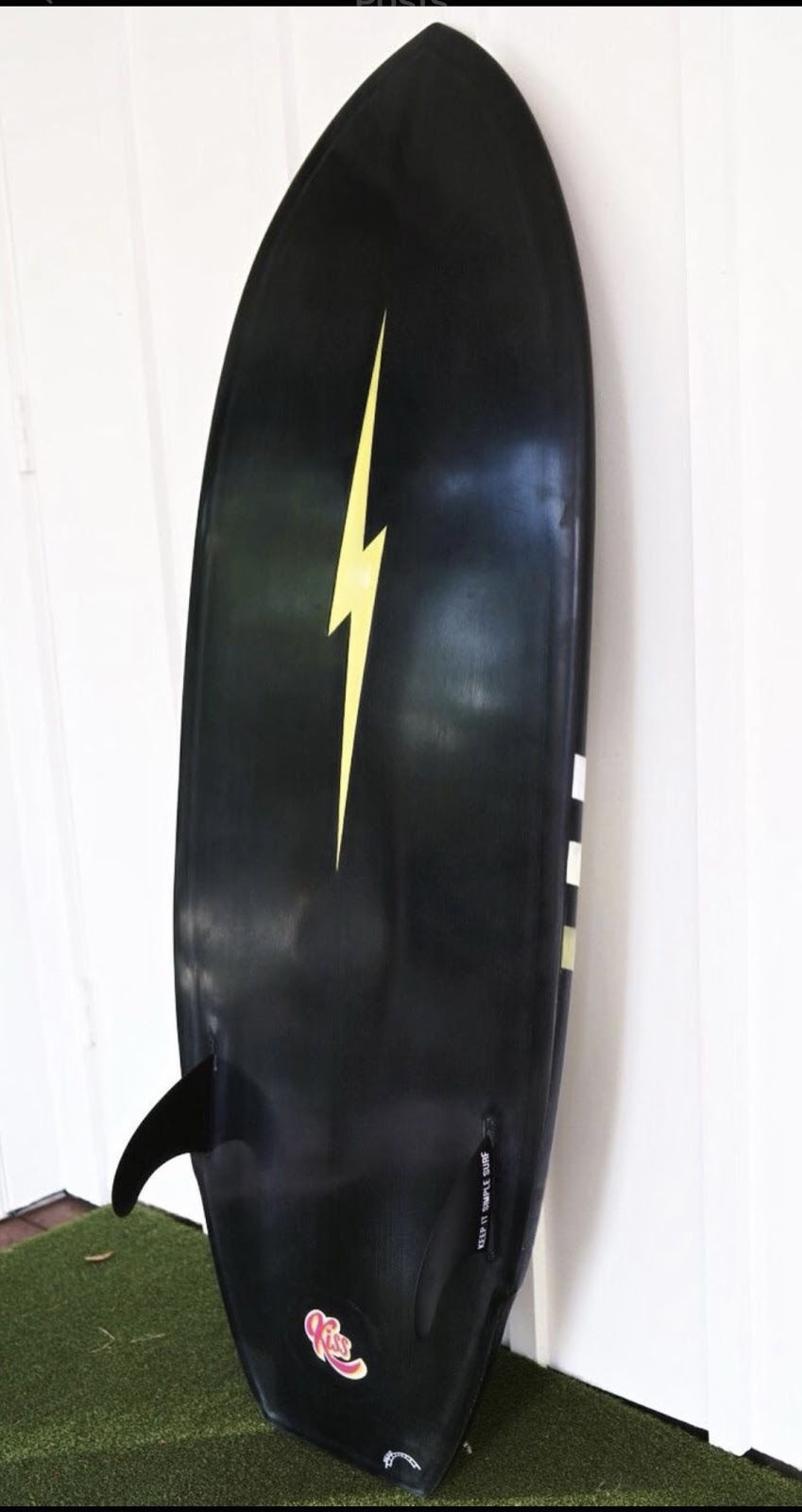 Kiss surf - Custom wake surf boards | 1301 Toro Grande Blvd, Cedar Park, TX 78613, USA | Phone: (512) 560-5062