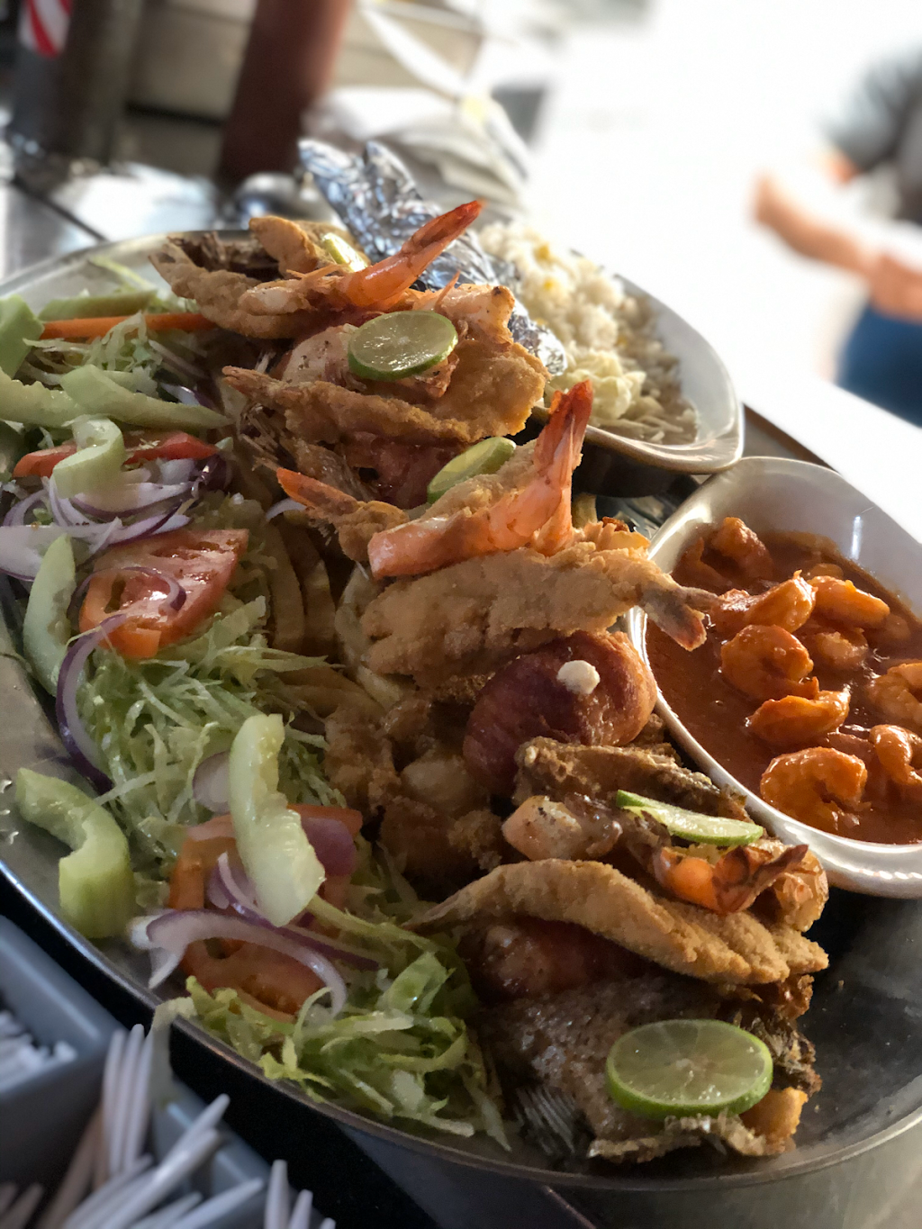 Mariscos El Kora | 4234 W Indian School Rd, Phoenix, AZ 85019, USA | Phone: (602) 278-4412