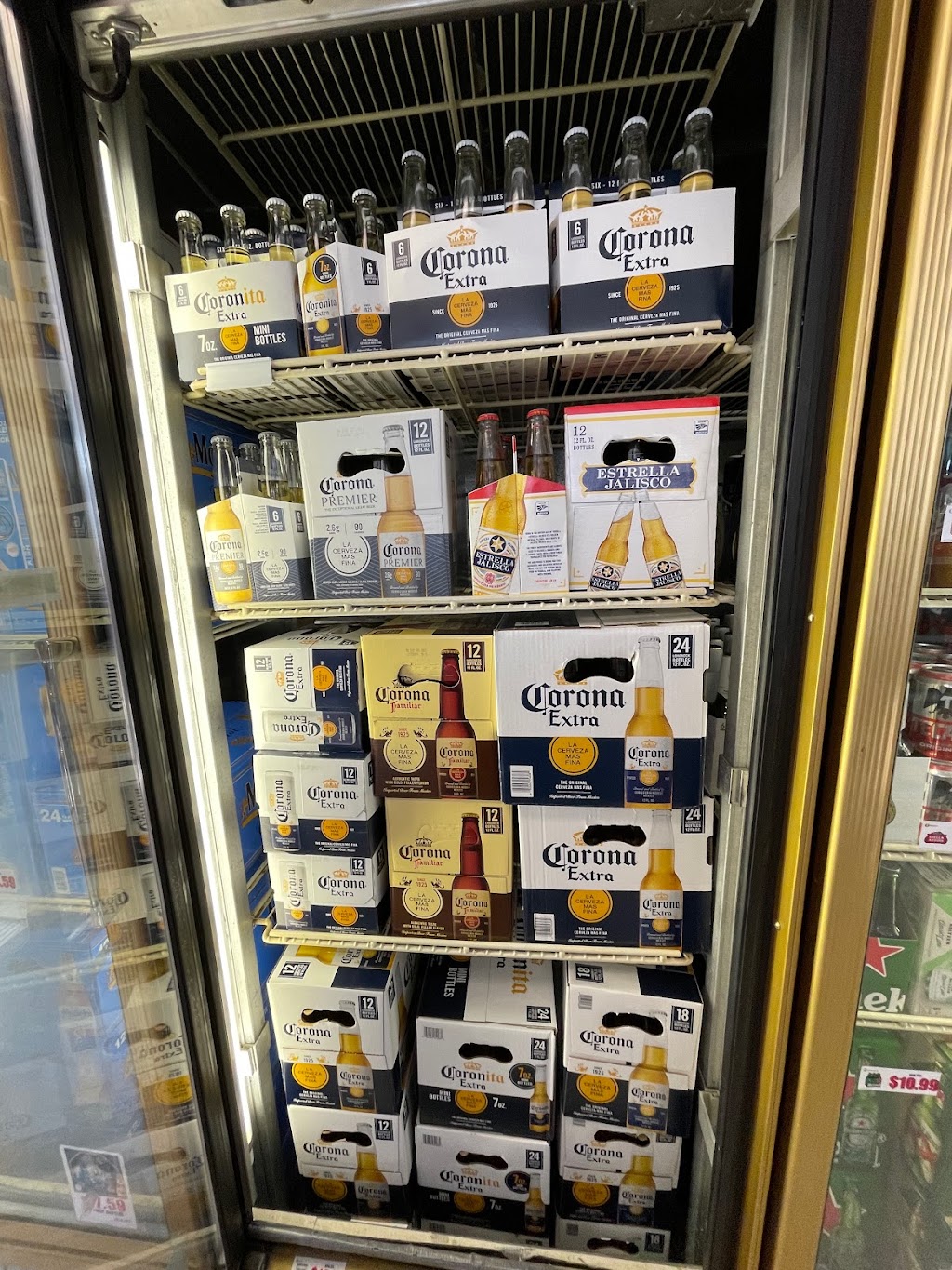 STOP AND SHOP 2 | 401 E Pioneer Dr, Irving, TX 75061, USA | Phone: (972) 554-8462