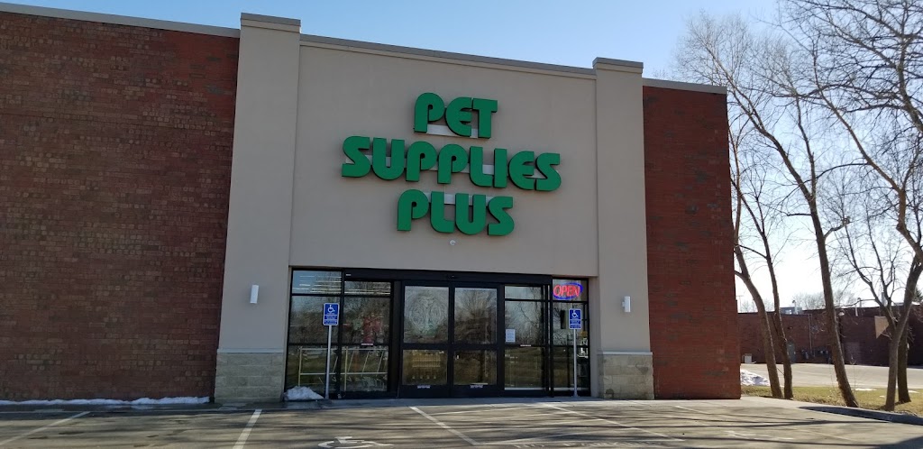 Pet Supplies Plus Burnsville | 1353 W 141st St, Burnsville, MN 55337, USA | Phone: (952) 892-1090