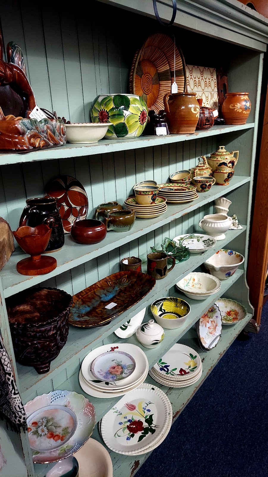 Platte Valley Antique Mall | 13017 238th St, Greenwood, NE 68366, USA | Phone: (402) 944-2949