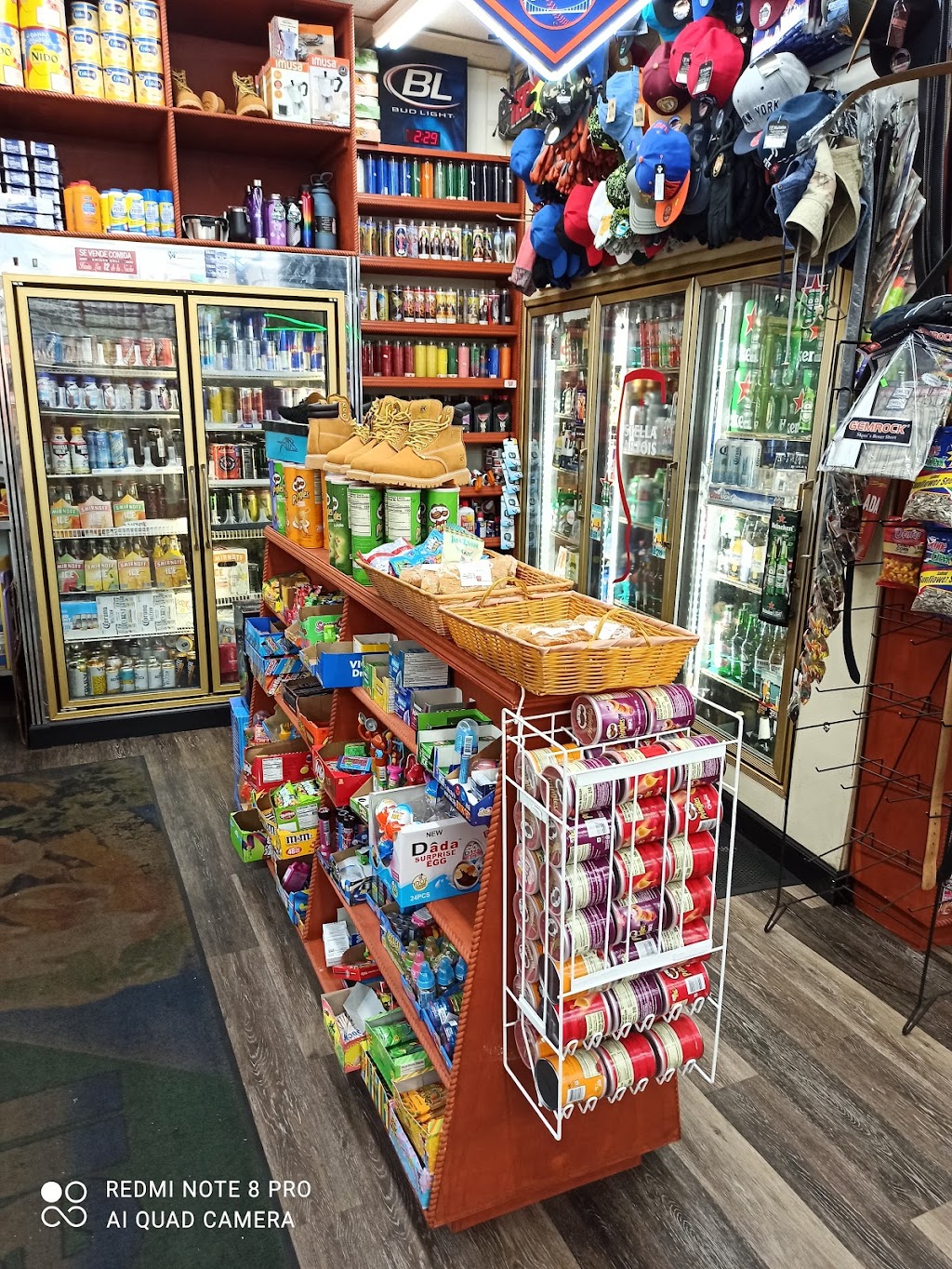 Los Amigos Grocery | 156 Main St, Hempstead, NY 11550, USA | Phone: (516) 489-5950