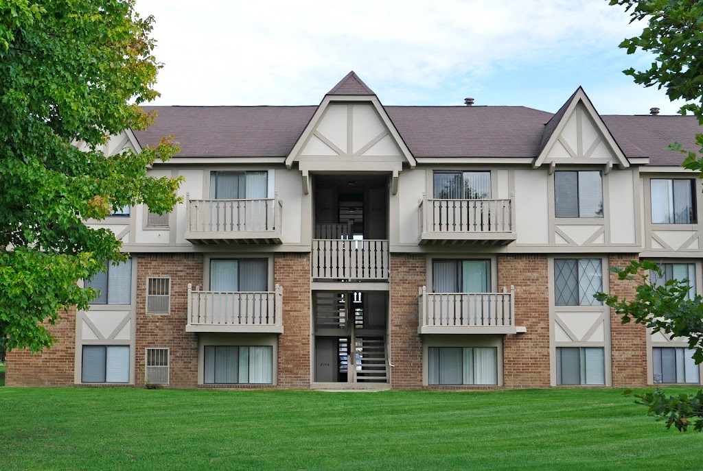 Rivers Edge Apartments | 504 Maplebrook Ln, Waterford Twp, MI 48327, USA | Phone: (844) 468-9559