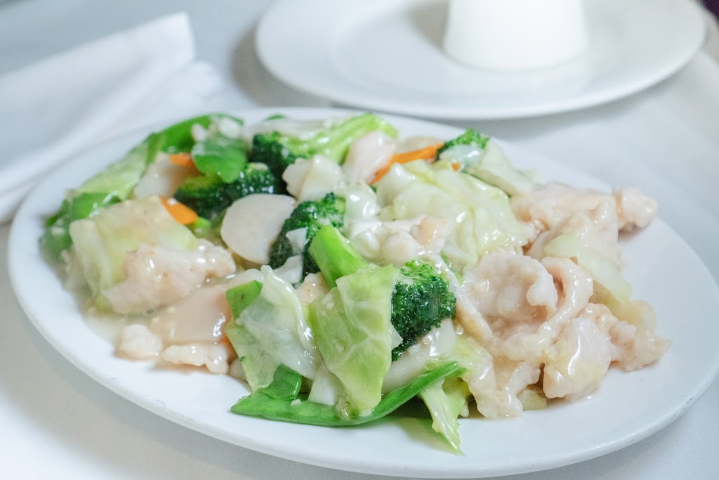 Szechwan Inn Chinese Restaurant | 22323 Sherman Way #18, Canoga Park, CA 91303, USA | Phone: (818) 704-0456