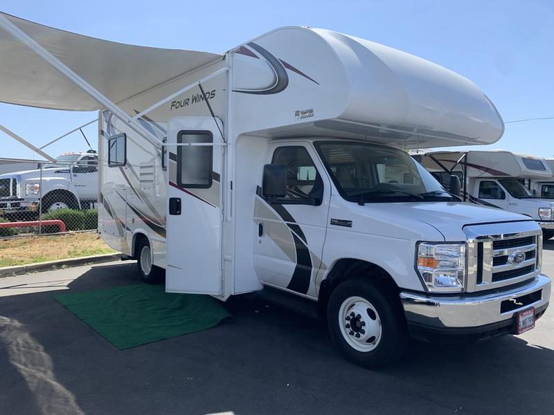 RENT ME RVS | 984 W Shaw Ave, Clovis, CA 93612, USA | Phone: (888) 736-8787