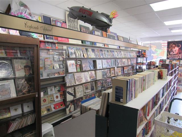 Books & More | 1626 W University Dr, Denton, TX 76201, USA | Phone: (940) 387-9022