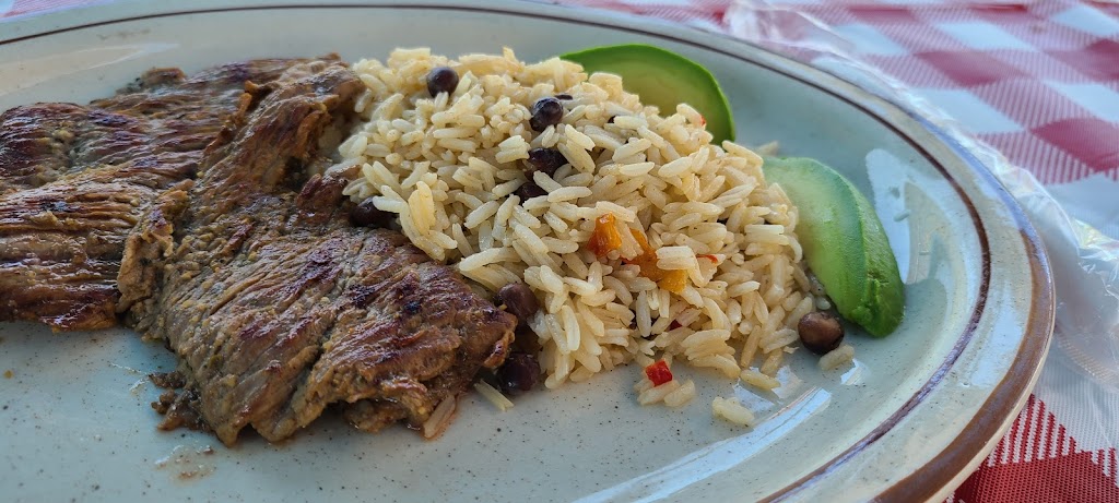 El Tazón Boricua | 101691 Overseas Hwy, Key Largo, FL 33037, USA | Phone: (786) 827-8566