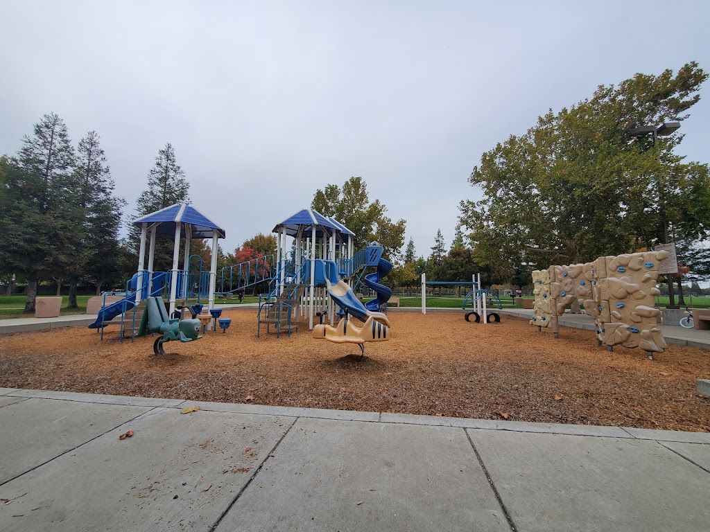 Brad Bates Park | 4 Mountain View Rd #074, Turlock, CA 95382, USA | Phone: (209) 668-5594