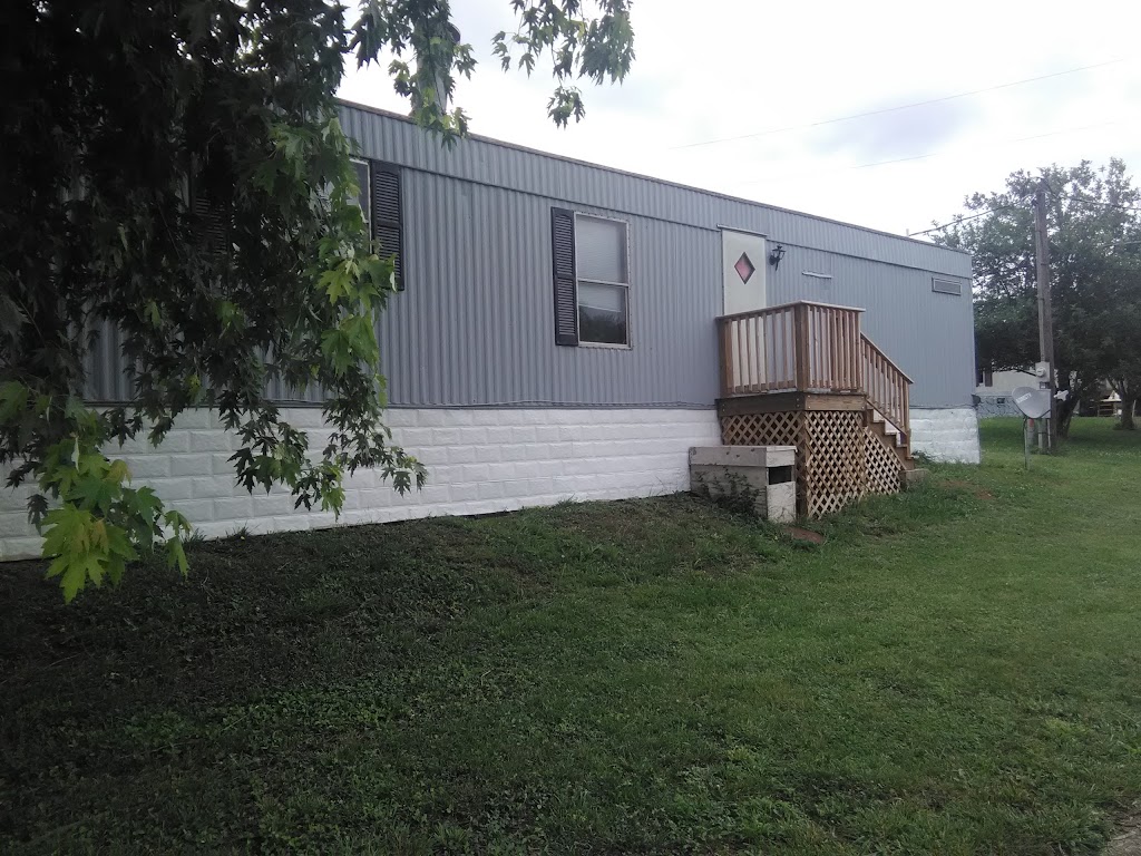 Imperial Mobile Home Park | 116 Commodore Dr, Frankfort, KY 40601, USA | Phone: (502) 875-2968