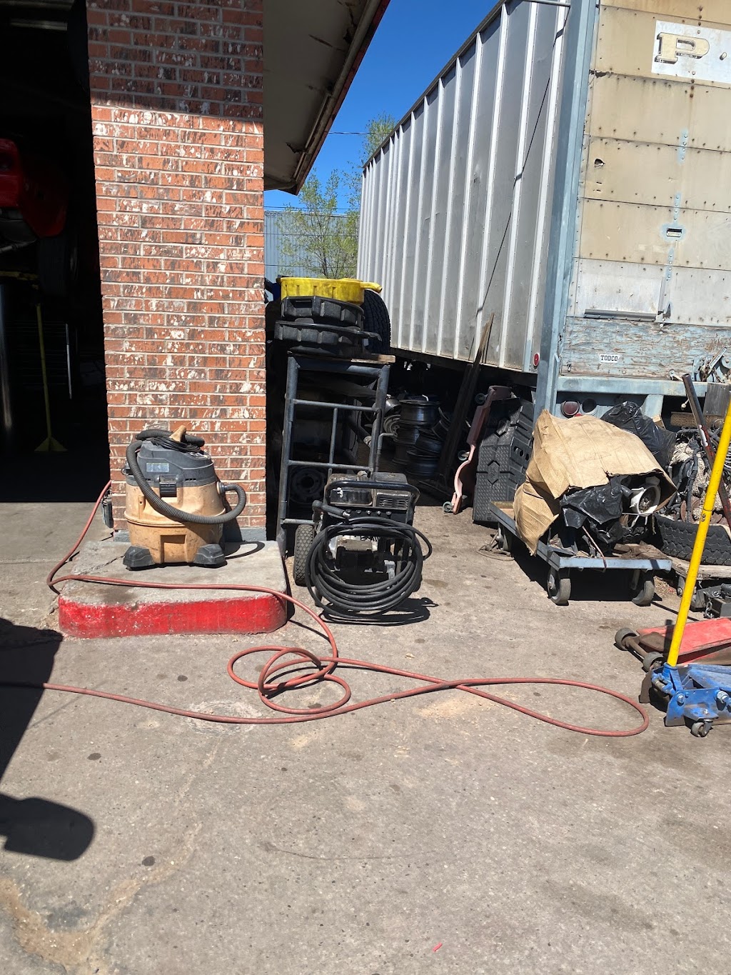 Tonys Service Center | 25 NM-344, Edgewood, NM 87015, USA | Phone: (505) 281-9972