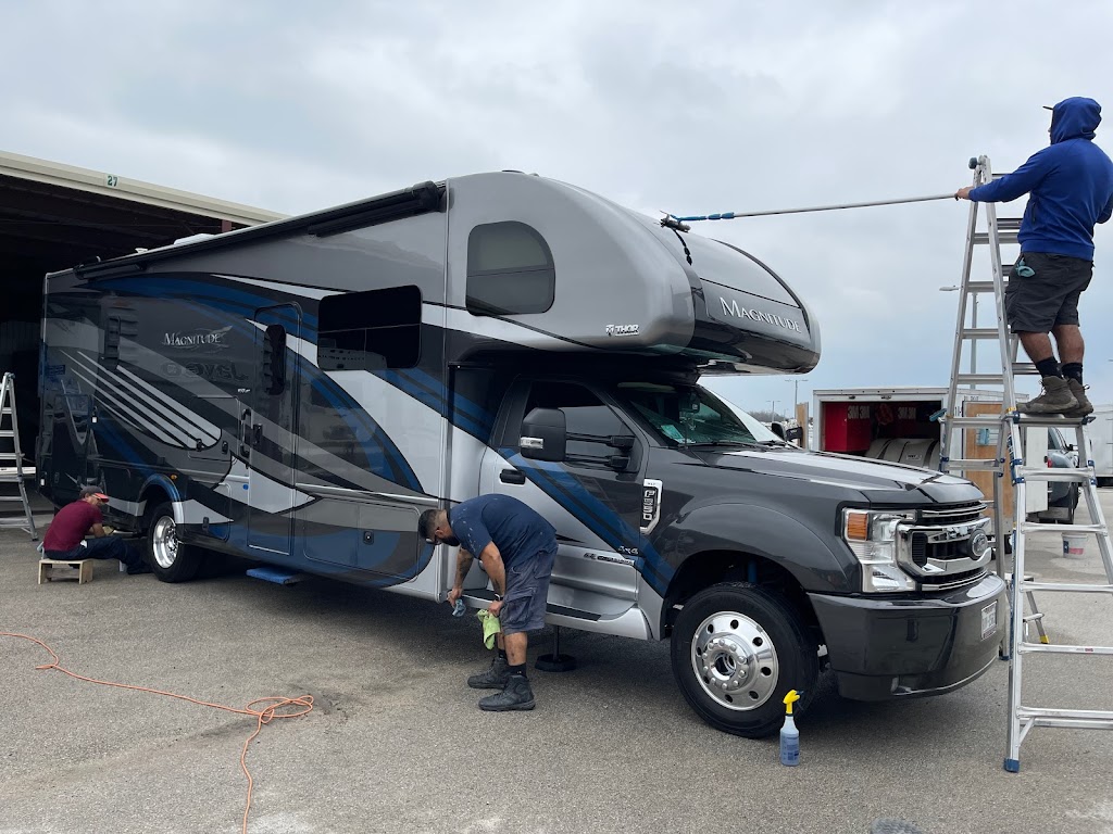 Hill Country Shine Mobile RV Detailing | 2549 Westview Dr, Canyon Lake, TX 78133, USA | Phone: (210) 912-4979