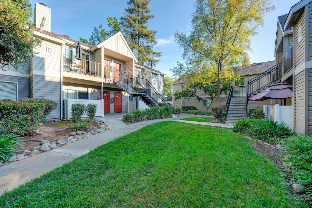 Hidden Oaks Apartments | 5979 Devecchi Ave, Citrus Heights, CA 95621, USA | Phone: (833) 204-7079