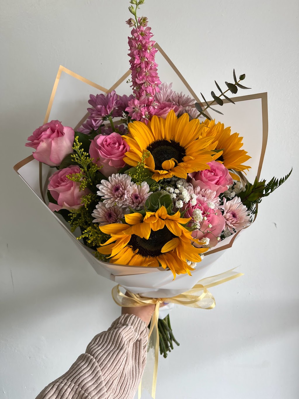 Fabulous Flowers & Gifts | 853 S State College Blvd, Anaheim, CA 92806, USA | Phone: (714) 396-8672