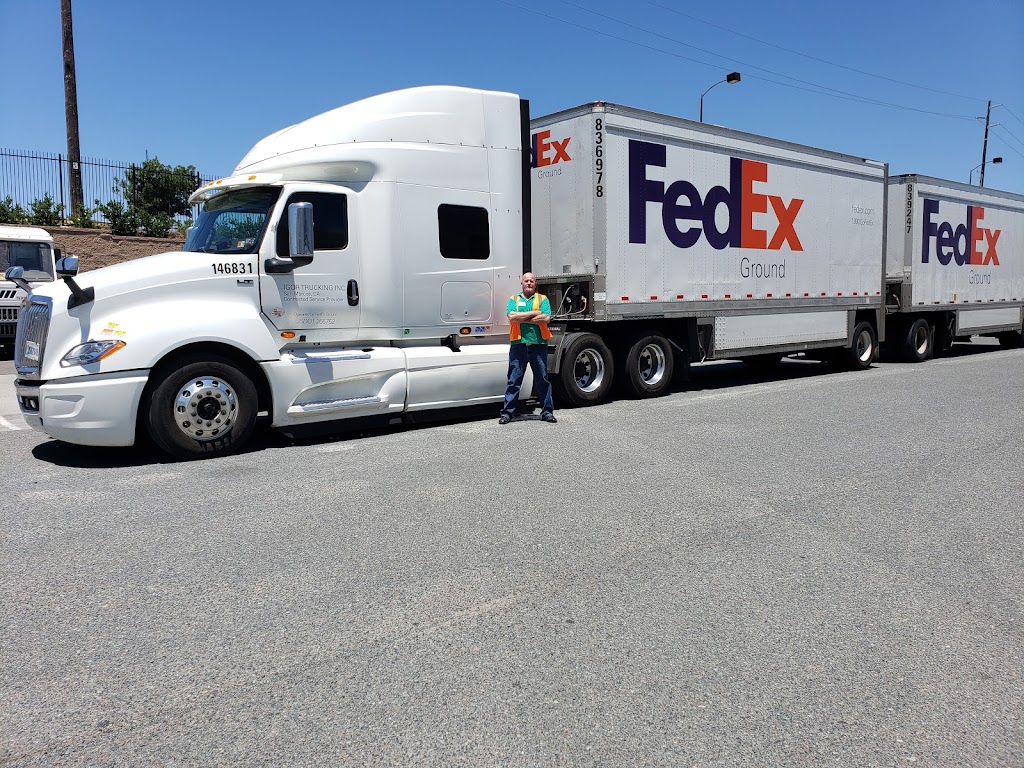 FedEx Ground | 1402 Ave. del Oro, Oceanside, CA 92056, USA | Phone: (800) 463-3339