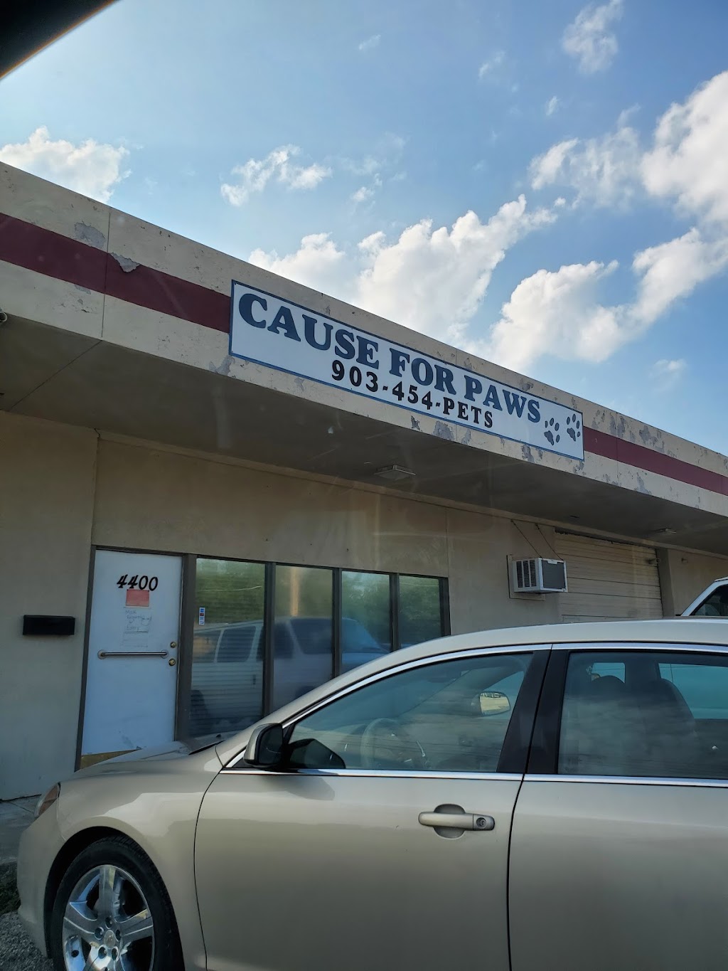 Cause For Paws | 4400 Moulton St # I, Greenville, TX 75401, USA | Phone: (903) 454-7387