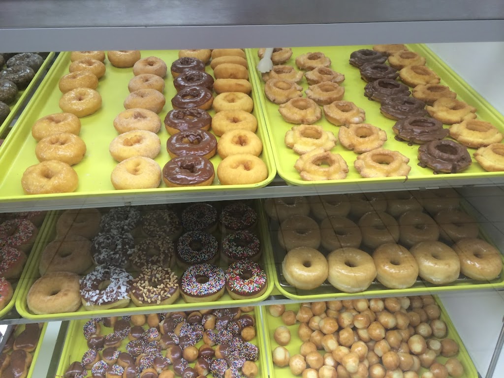 Navarro Donuts | 3537-3559 State Hwy 31 W, Corsicana, TX 75110, USA | Phone: (903) 875-2223