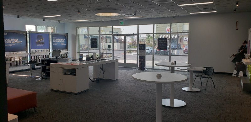 AT&T Store | 2610 Reynolds Ranch Pkwy Suite 140, Lodi, CA 95240, USA | Phone: (209) 232-8623