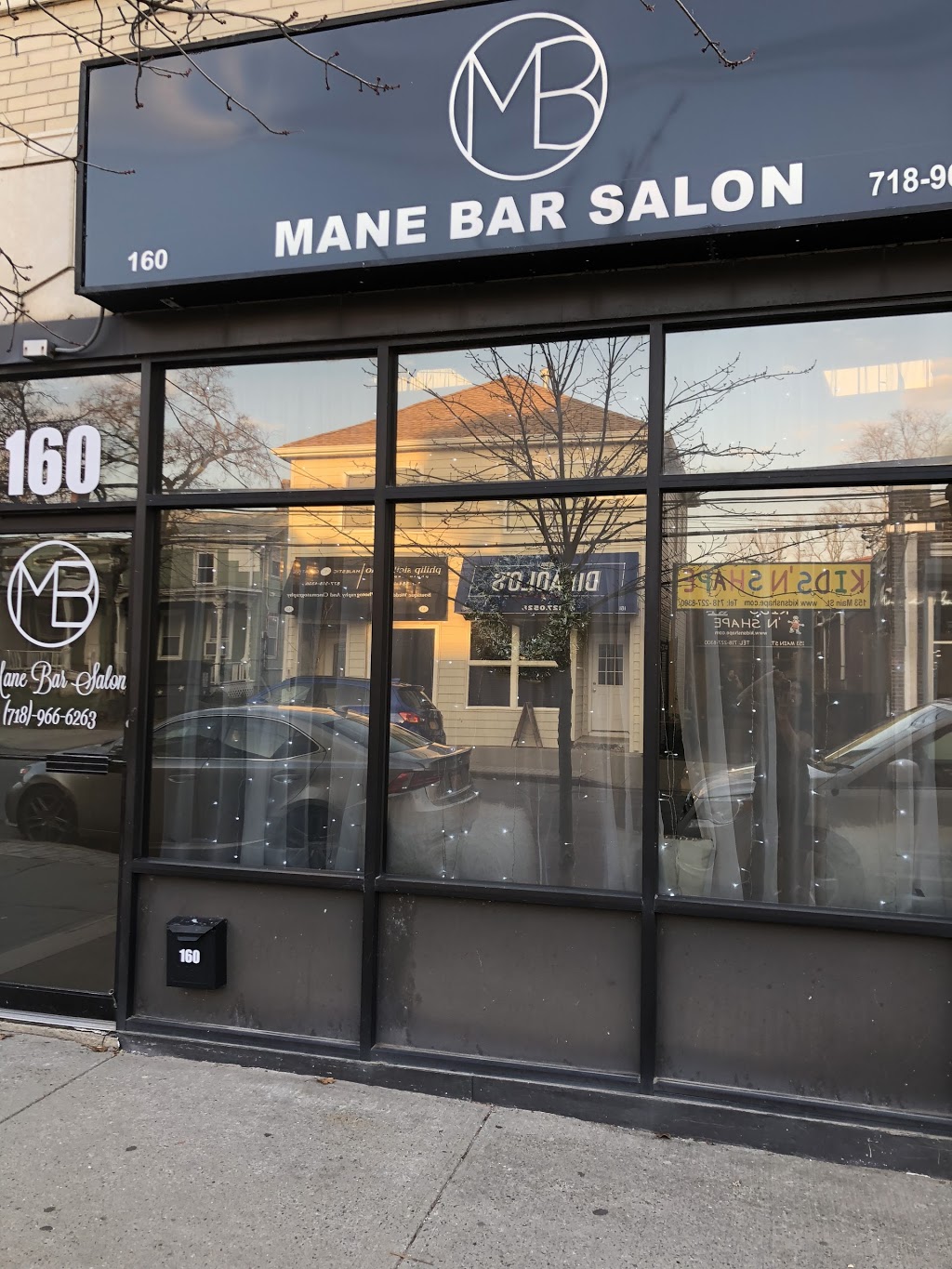 Mane Bar Salon | 160 Main St, Staten Island, NY 10307, USA | Phone: (718) 966-6263