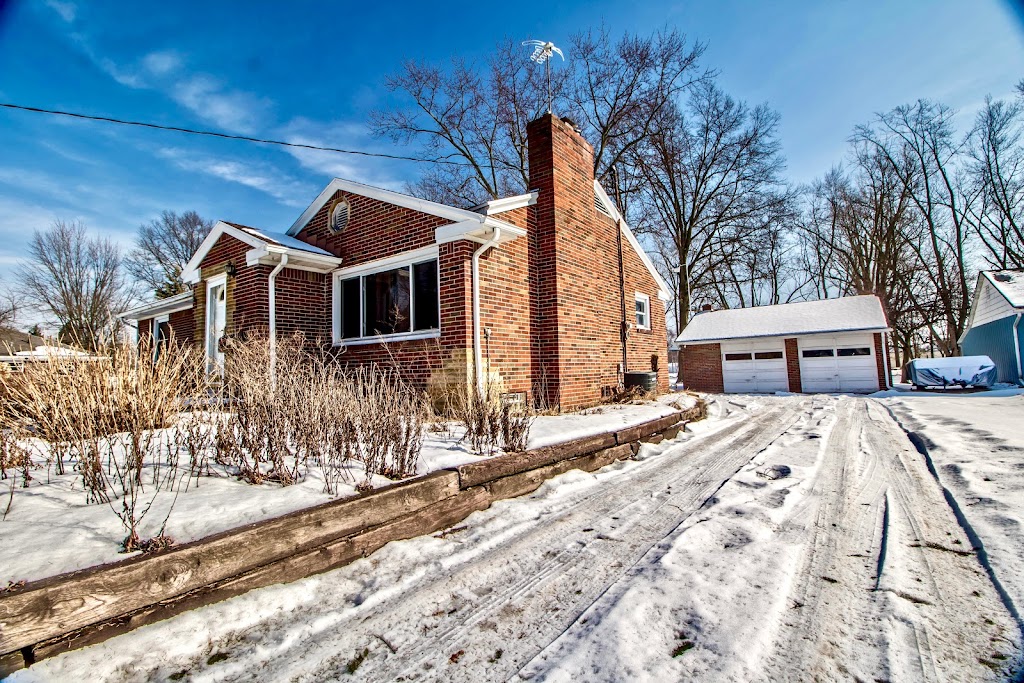 Kendall Rodesiler, Realtor | 1301 E 2nd St, Port Clinton, OH 43452, USA | Phone: (419) 344-6711