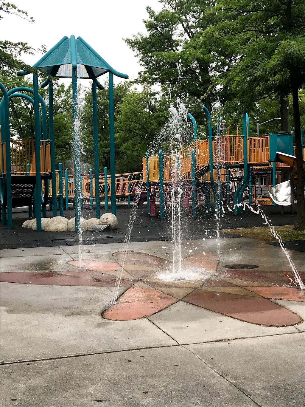 Marie Curie Playground | 209-57A 46th Ave, Bayside, NY 11361, USA | Phone: (212) 639-9675