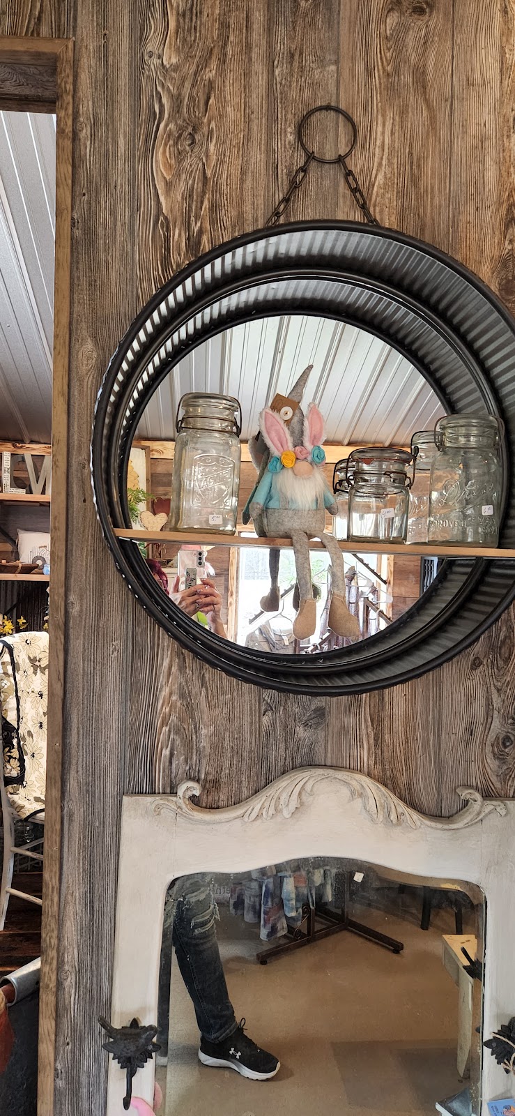 Cocky Rooster | 1083 Hwy Dd, Defiance, MO 63341, USA | Phone: (314) 283-7861