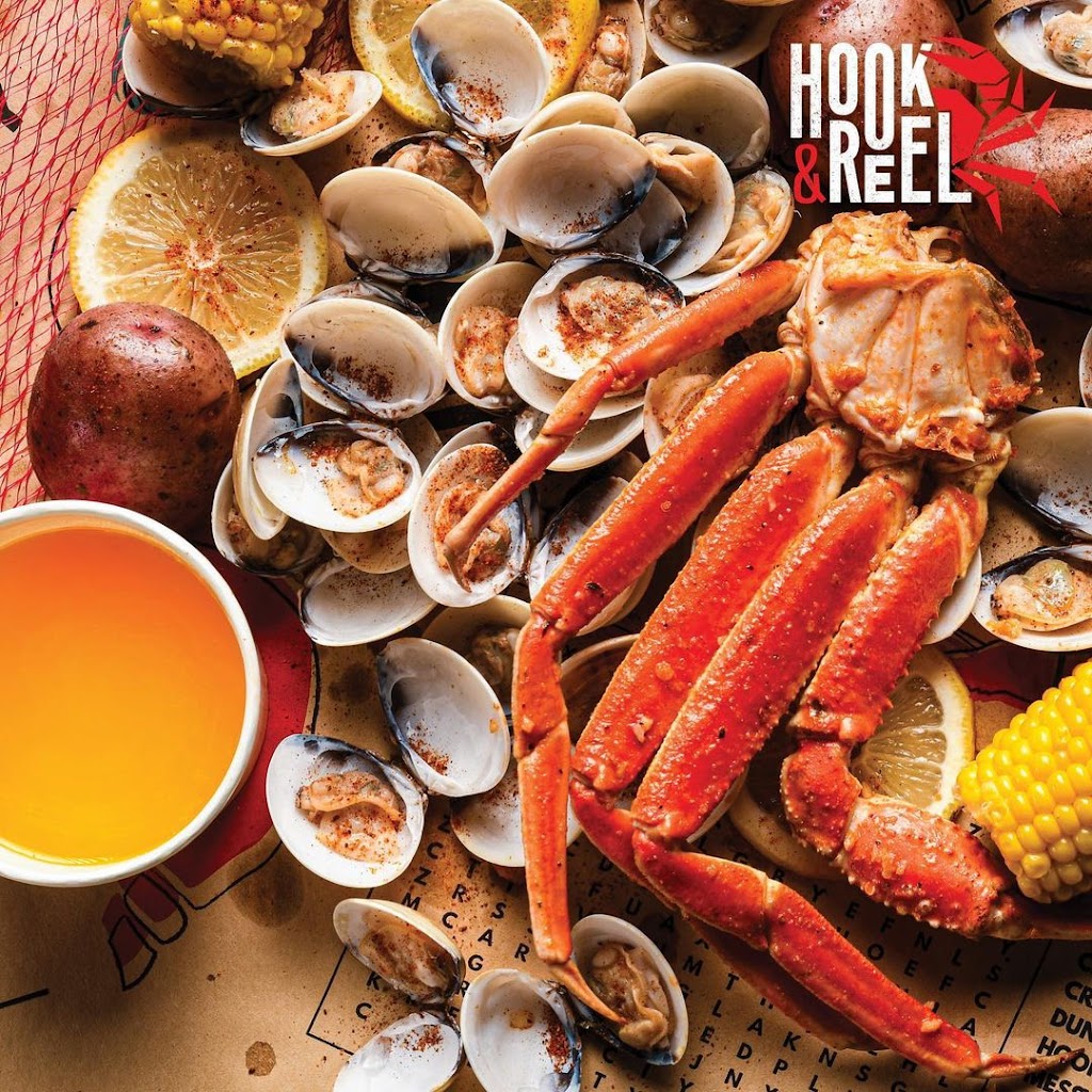 Hook & Reel Cajun Seafood & Bar | 2608 Erwin Rd #104, Durham, NC 27705, USA | Phone: (984) 439-8651