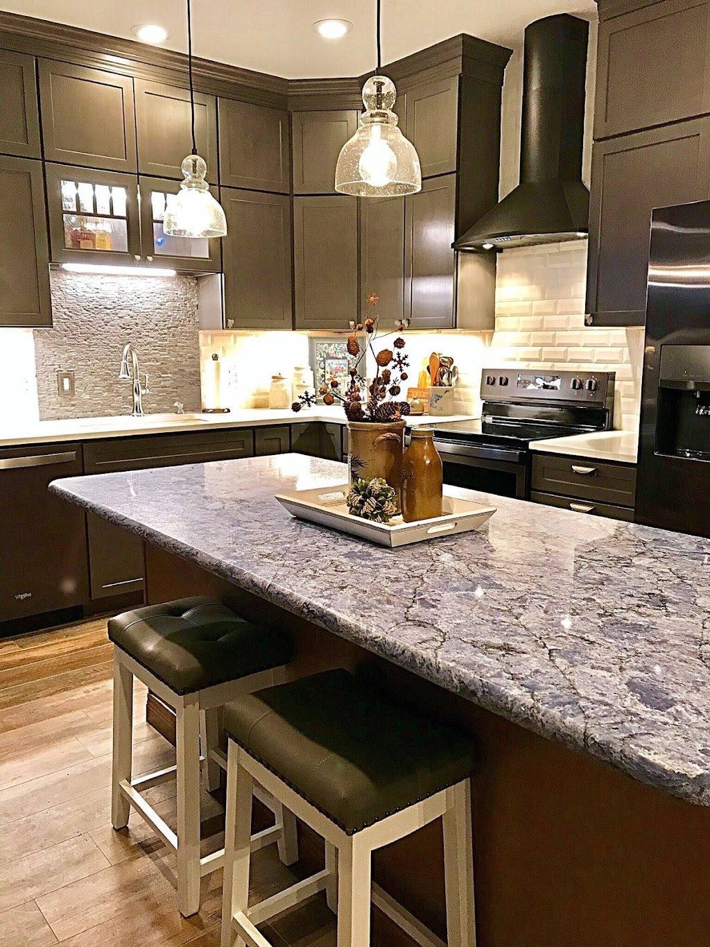 Top Service of Lexington Countertops | 120 Park Central Ct, Nicholasville, KY 40356, USA | Phone: (859) 881-3344