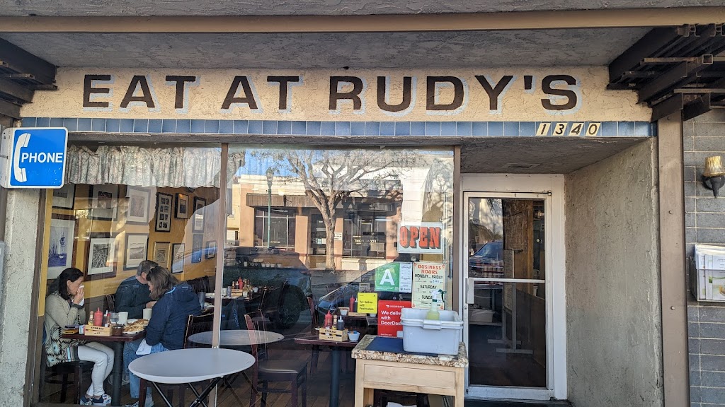 Eat At Rudys | 1340 Post Ave, Torrance, CA 90501, USA | Phone: (310) 533-0752