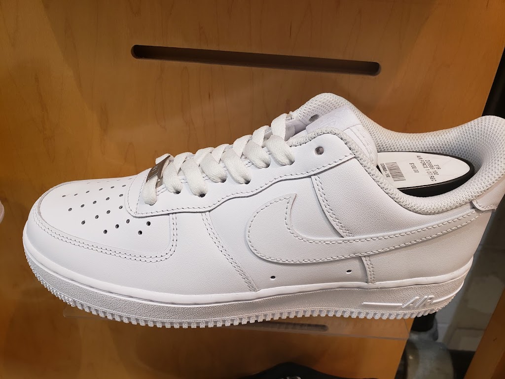 JD Sports | 9409 US-19, Port Richey, FL 34668, USA | Phone: (727) 841-0843