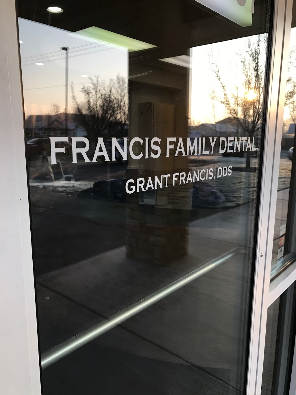 Deerflat Dental/ Dr. Grant Francis DDS | 855 W Deer Flat Rd, Kuna, ID 83634, USA | Phone: (208) 922-1919