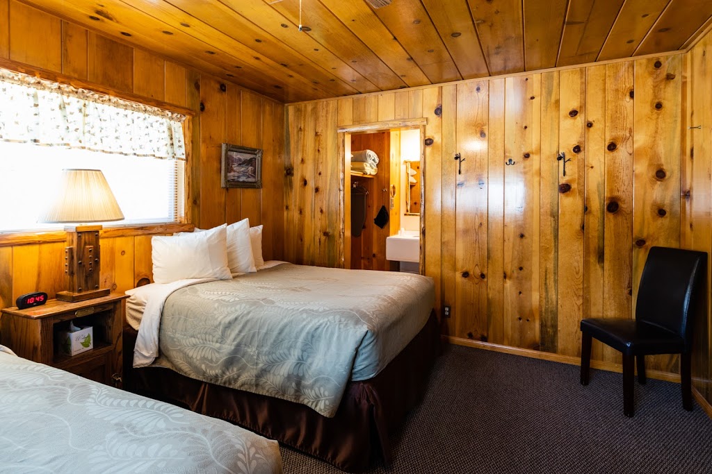 Quail Cove Lakeside Lodge | 39117 N Shore Dr, Fawnskin, CA 92333 | Phone: (909) 866-5957