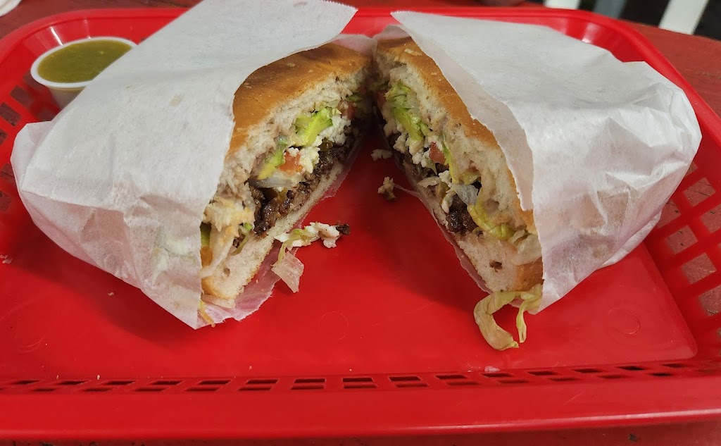 Doña Orlanda Tortas Y Tacos | 37511 Lock St, Dade City, FL 33523, USA | Phone: (352) 424-4371