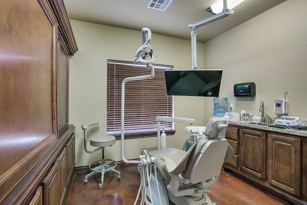 McLoud Dental Center | 806 S 8th St, McLoud, OK 74851, USA | Phone: (405) 395-2020
