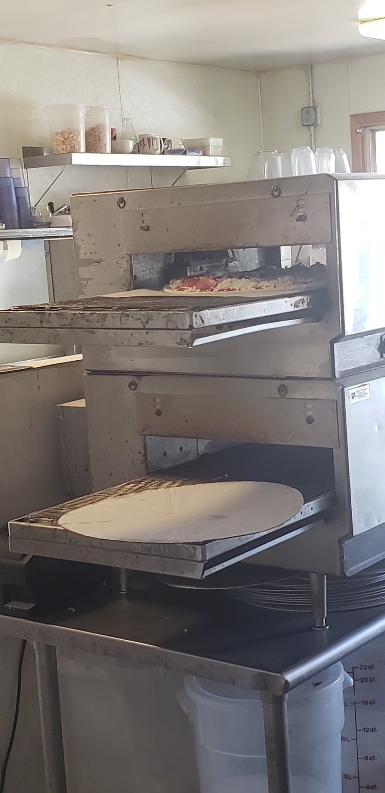 No Name Pizza | 1112 W Big Bear Blvd, Big Bear, CA 92314, USA | Phone: (909) 585-4840