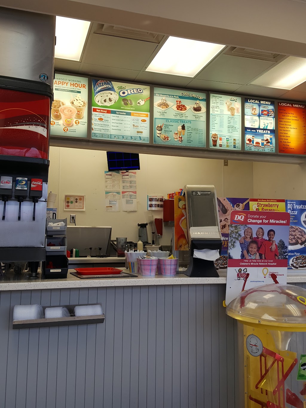 Dairy Queen Store | 325 W Main St, Plainfield, IN 46168, USA | Phone: (317) 839-6809