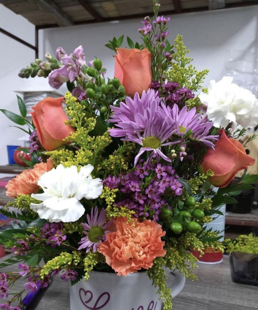 Family Blooms | Florist in Pleasanton | 440 Oriente Dr, Pleasanton, TX 78064, USA | Phone: (830) 281-2131