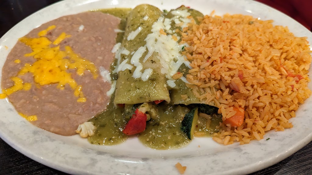 Cristinas Fine Mexican Restaurant | 360 E Round Grove Rd #800, Lewisville, TX 75067, USA | Phone: (972) 315-3126