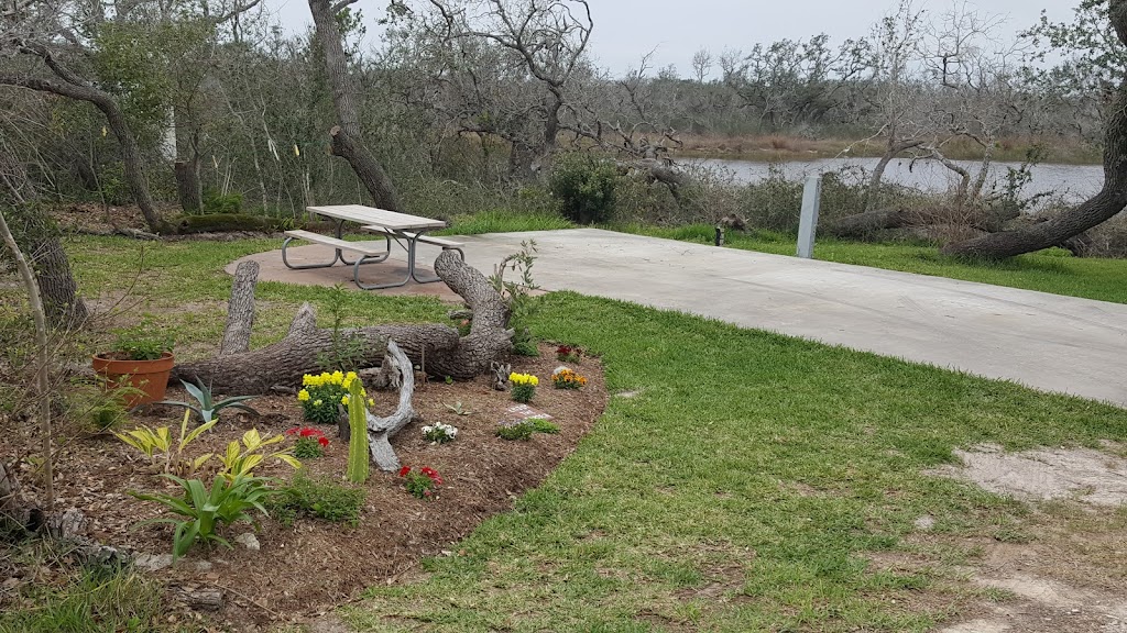 Enchanted Oaks RV Park | 990 State Highway 35 Bypass, Rockport, TX 78382 | Phone: (361) 729-1112