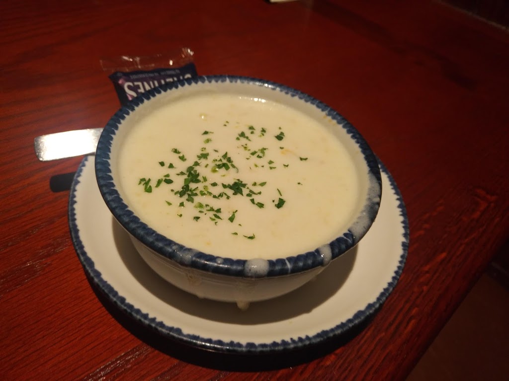 Red Lobster | 17601 East Castleton Street PUENTE HILLS MALL, City of Industry, CA 91748, USA | Phone: (626) 965-5112