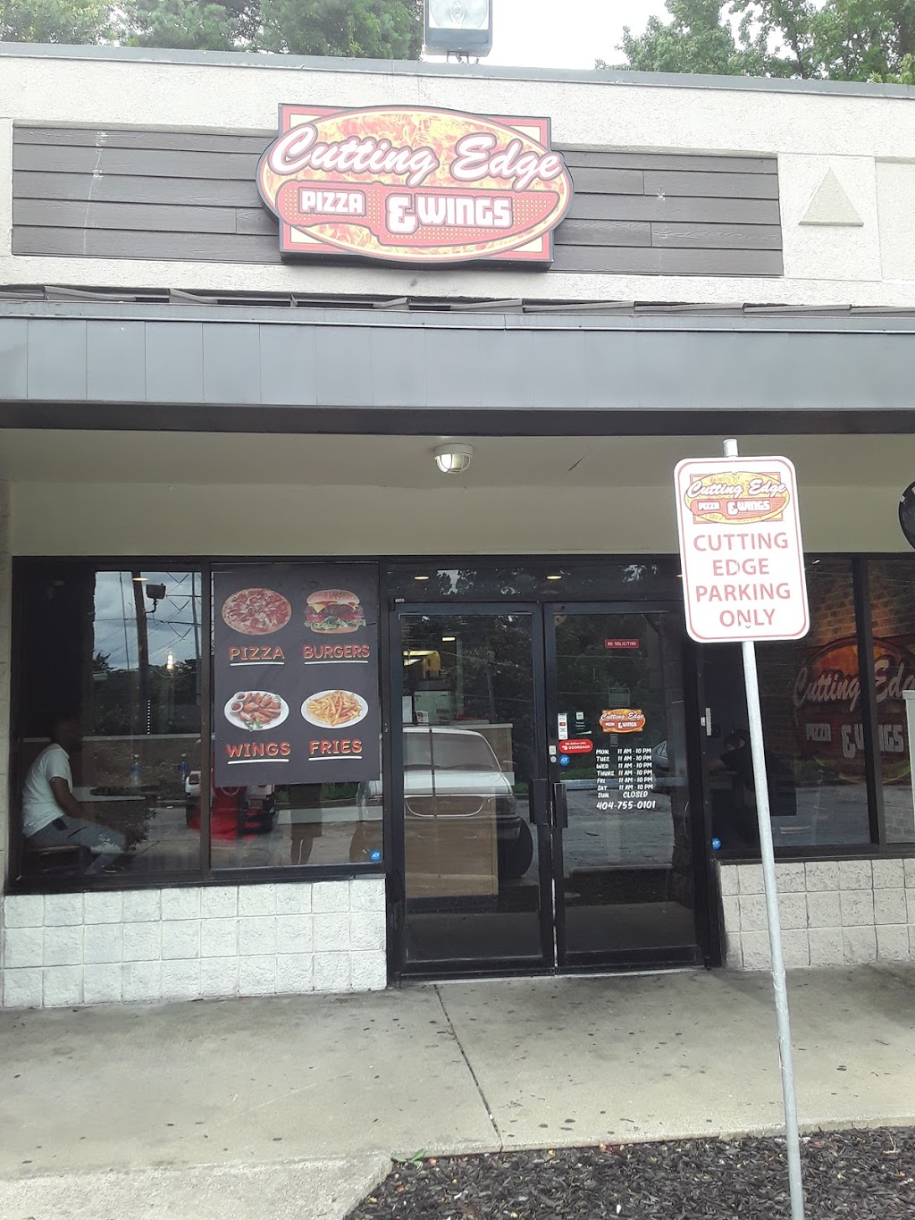 Cutting Edge Pizza and Wings | 1955 Campbellton Rd SW, Atlanta, GA 30311, USA | Phone: (404) 755-0101