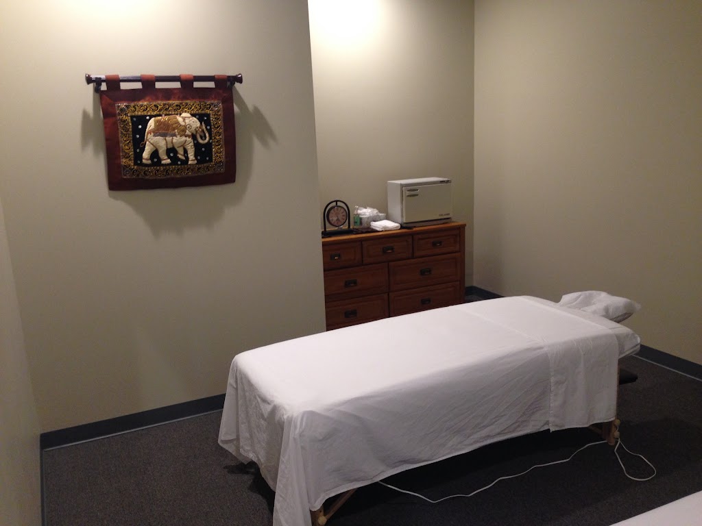 Iyara Thai Massage | 29413 W 12 Mile Rd, Farmington Hills, MI 48334, USA | Phone: (248) 893-6167