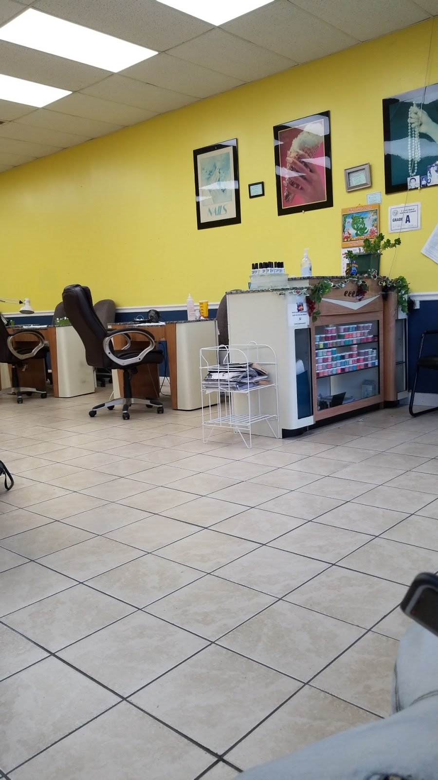 Nail Trix | 7008 E W.T. Harris Blvd #14, Charlotte, NC 28215, USA | Phone: (704) 900-6003