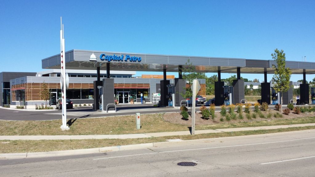 Capitol Petro Mart - South | 2570 Rimrock Rd, Madison, WI 53704, USA | Phone: (608) 442-0001