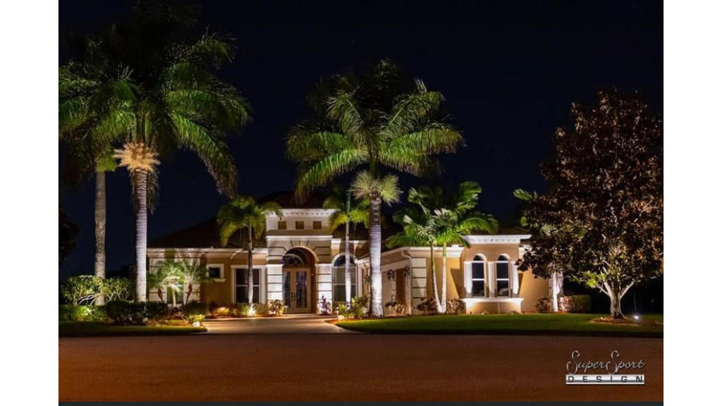 Tropical Solutions 123 Outdoor lighting | 617 Rosemary Cir, Bradenton, FL 34212, USA | Phone: (941) 708-3086