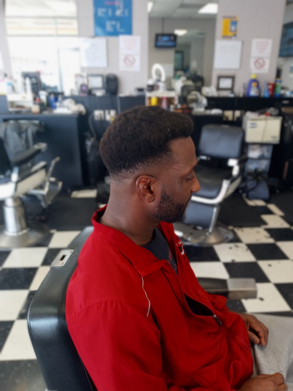 Blades Barber Shop | 4088 Elvis Presley Blvd, Memphis, TN 38116, USA | Phone: (901) 395-0102